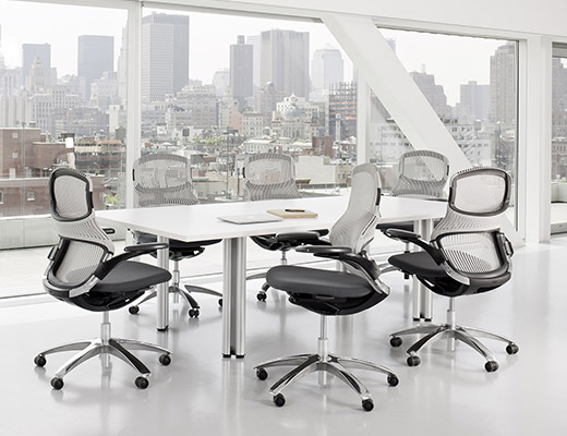 Green Generation by Knoll and Propeller Meeting Table