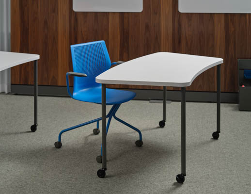 Design Days 2021 multigeneration by knoll antenna simple table knoll at fulton market design sprint space